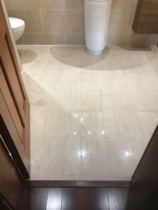Tiles-bathroom-before-cleaning-Cults-Aberdeen
